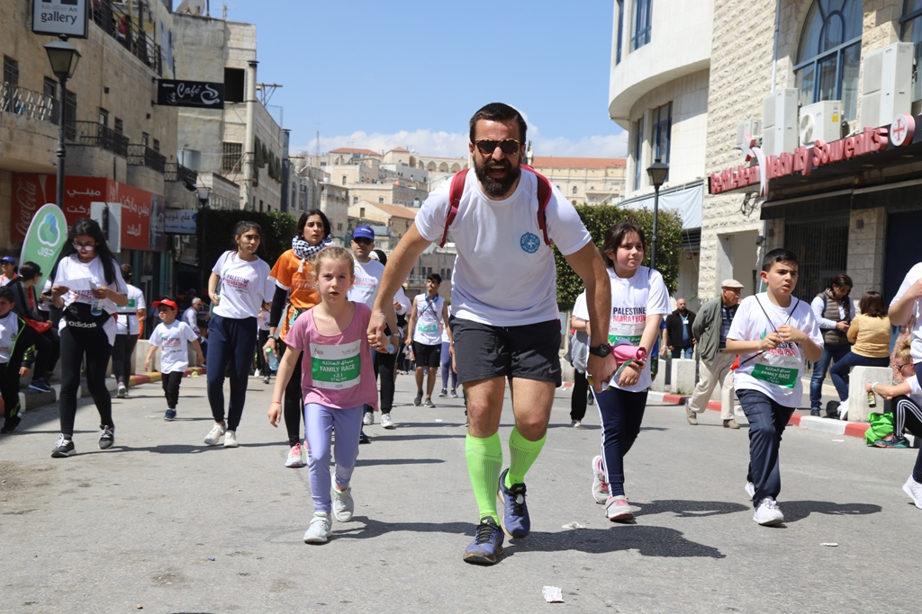 انطلاق ماراثون فلسطين الدولي السابع في بيت لحم بمشاركة 8000 عداء وعداءة