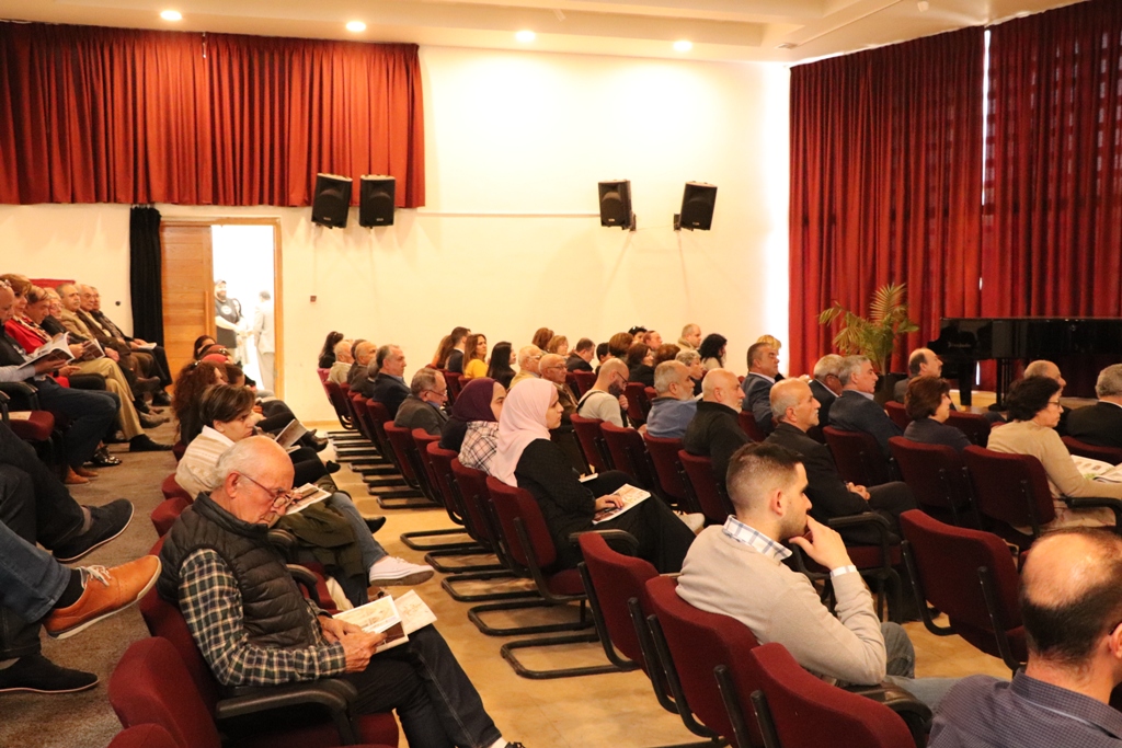  المؤرخ خليل شوكة يطلق كتاب (بيـــــت لحم و سجل 366) و كتاب (القصور والمباني التقليدية الفخمة في بيت لحم) في مركز السلام بيت لحم 