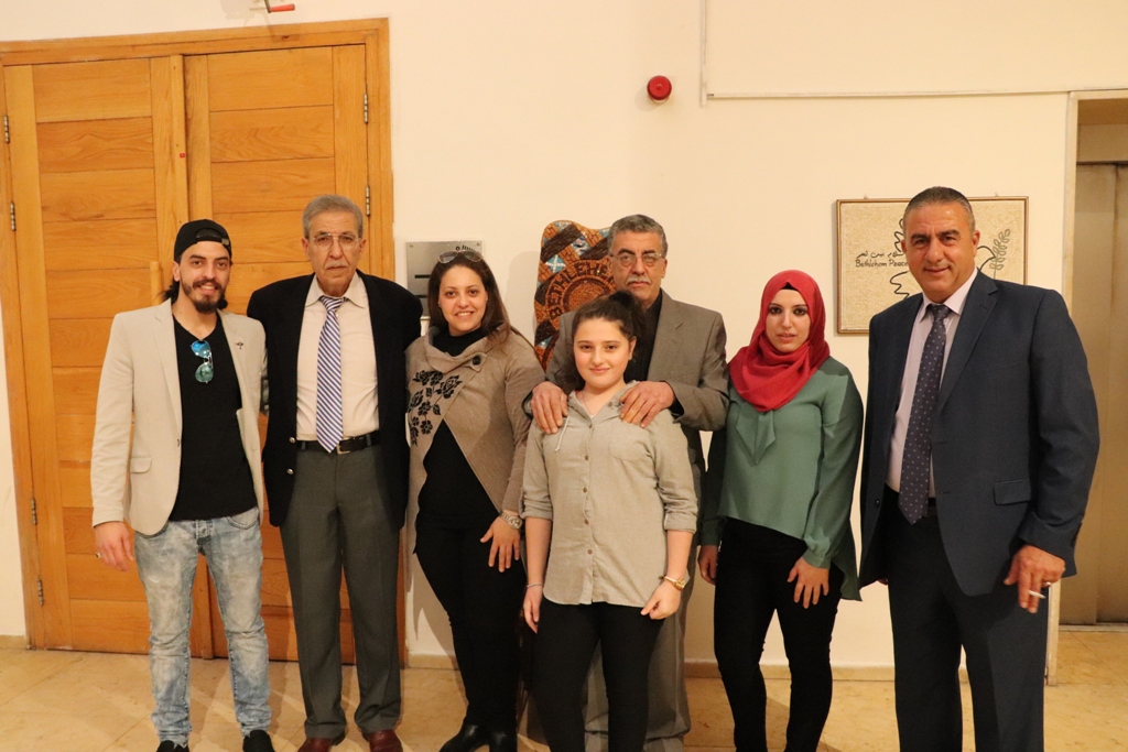  المؤرخ خليل شوكة يطلق كتاب (بيـــــت لحم و سجل 366) و كتاب (القصور والمباني التقليدية الفخمة في بيت لحم) في مركز السلام بيت لحم 