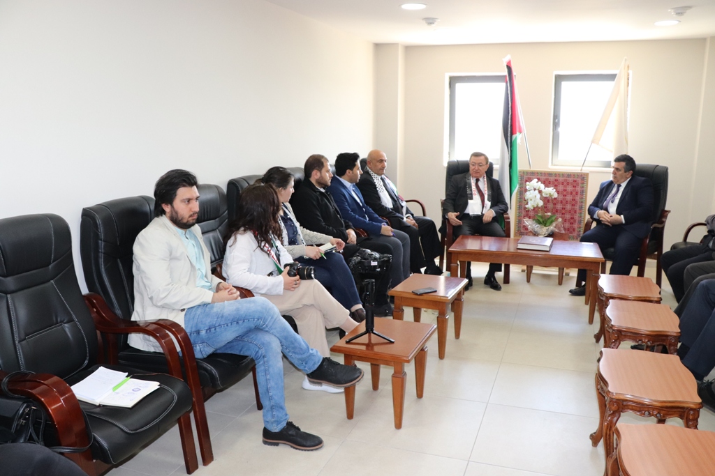 سلمان يستقبل أمين عام منظمة  UCLG-MEWA في دار البلدية