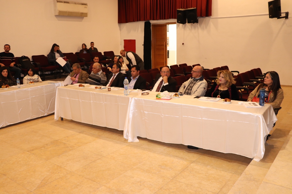 بلدية بيت لحم تنظم لقاءً في مركز السلام  لعرض الملف الأولي الذي عملت عليه البلدية مع المؤسسات المختلفة بما يخص بيت لحم عاصمة الثقافة العربية  2020