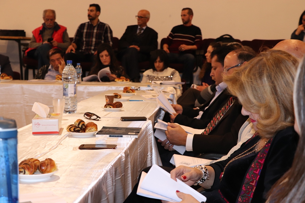 بلدية بيت لحم تنظم لقاءً في مركز السلام  لعرض الملف الأولي الذي عملت عليه البلدية مع المؤسسات المختلفة بما يخص بيت لحم عاصمة الثقافة العربية  2020