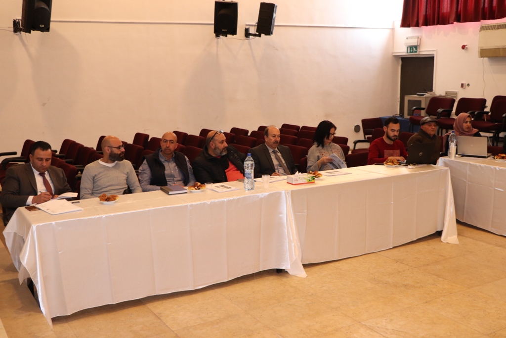 بلدية بيت لحم تنظم لقاءً في مركز السلام  لعرض الملف الأولي الذي عملت عليه البلدية مع المؤسسات المختلفة بما يخص بيت لحم عاصمة الثقافة العربية  2020