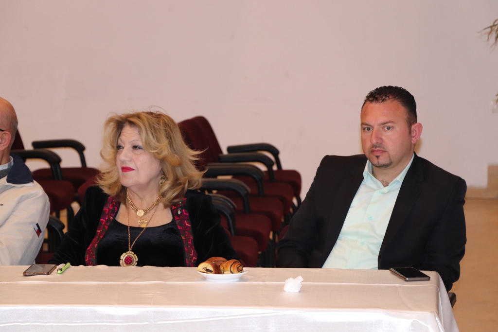 بلدية بيت لحم تنظم لقاءً في مركز السلام  لعرض الملف الأولي الذي عملت عليه البلدية مع المؤسسات المختلفة بما يخص بيت لحم عاصمة الثقافة العربية  2020