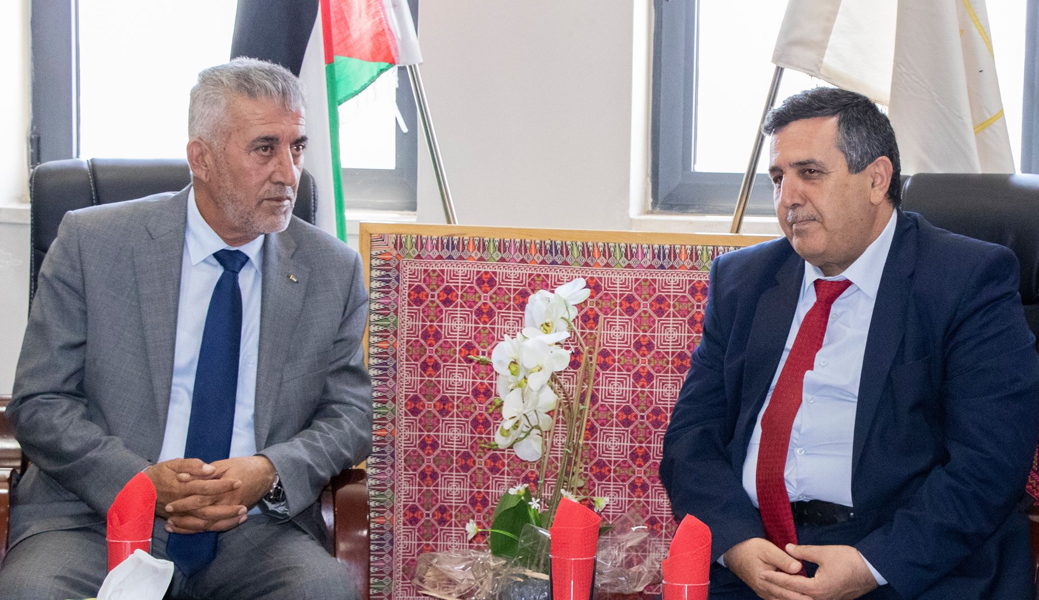 بهدف تعزيز العلاقات الثنائية بين بلدية بيت لحم ووزارة الحكم المحلي سلمان يلتقي بالصالح في دار بلدية بيت لحم