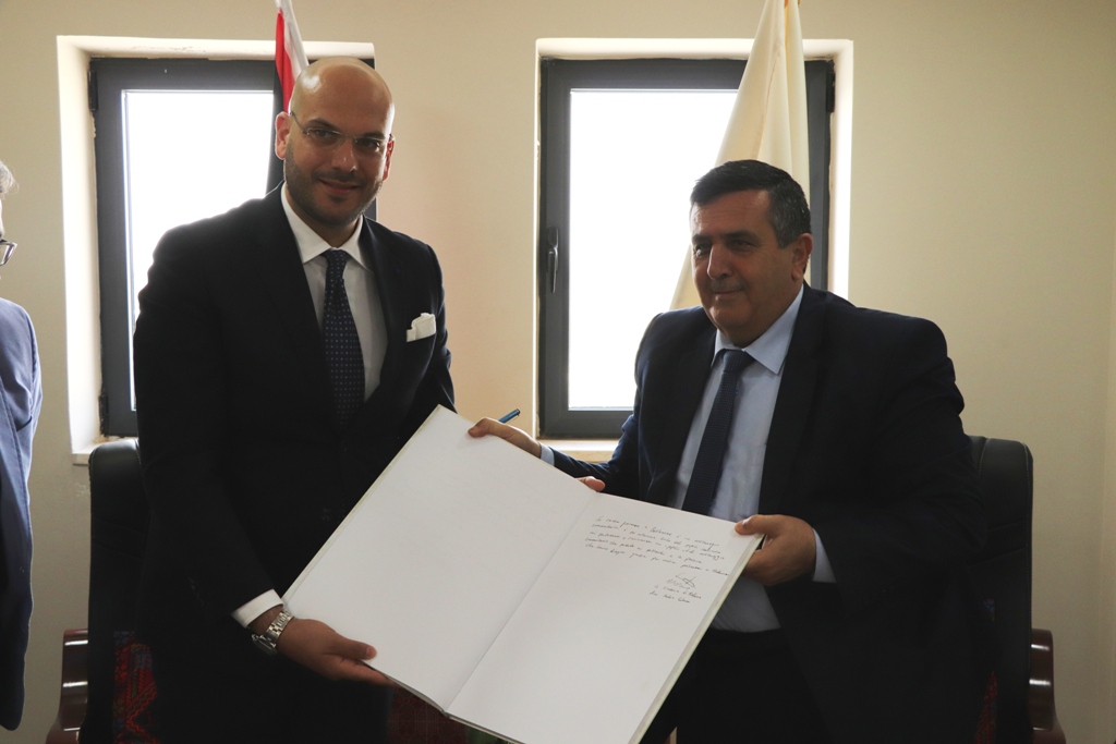 سلمان يشكر المعهد الأزرق والطاقم الطبي الإيطالي على خدماتهم الطبية لصالح أهالي بيت لحم