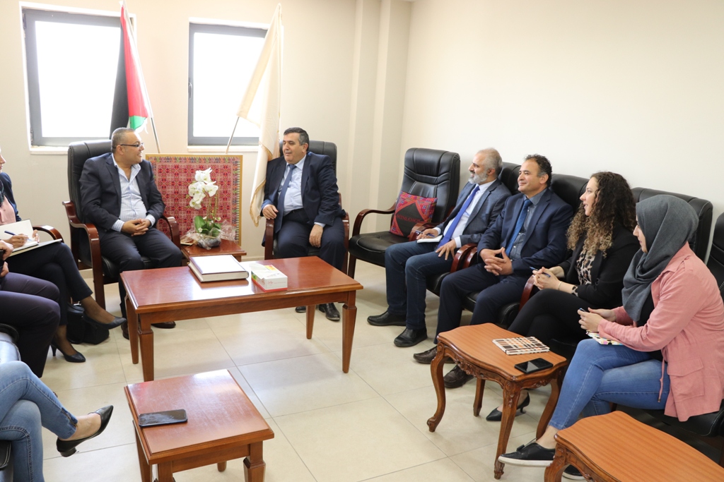 لقاءٌ يجمع بين رئيس بلدية بيت لحم ووزير الثقافة الجديد ويبحثان مشروع بيت لحم عاصمة الثقافة العربية 2020