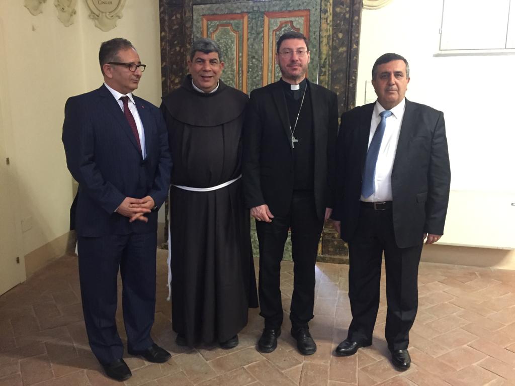 بلديتا بيت لحم وجوبيو الإيطالية توقعان على إتفاقية صداقة