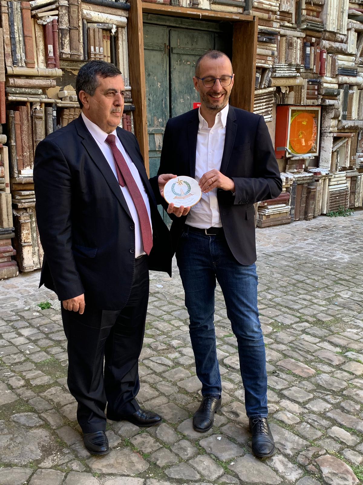 بلديتا بيت لحم وجوبيو الإيطالية توقعان على إتفاقية صداقة