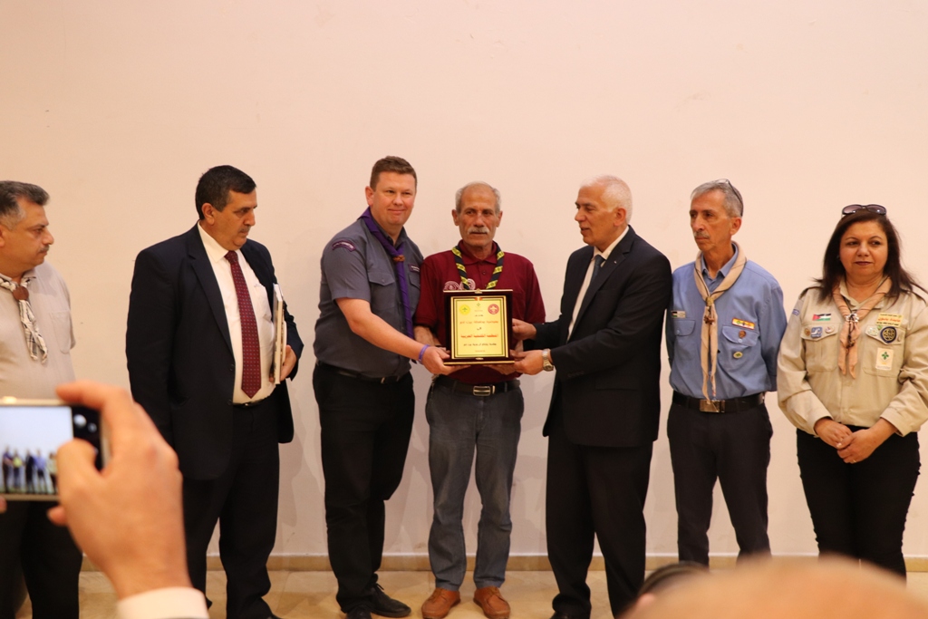 لقاء في مركز السلام/ بيت لحم على شرف وفد منظمة الكشافة العالمية الذي زار بيت لحم