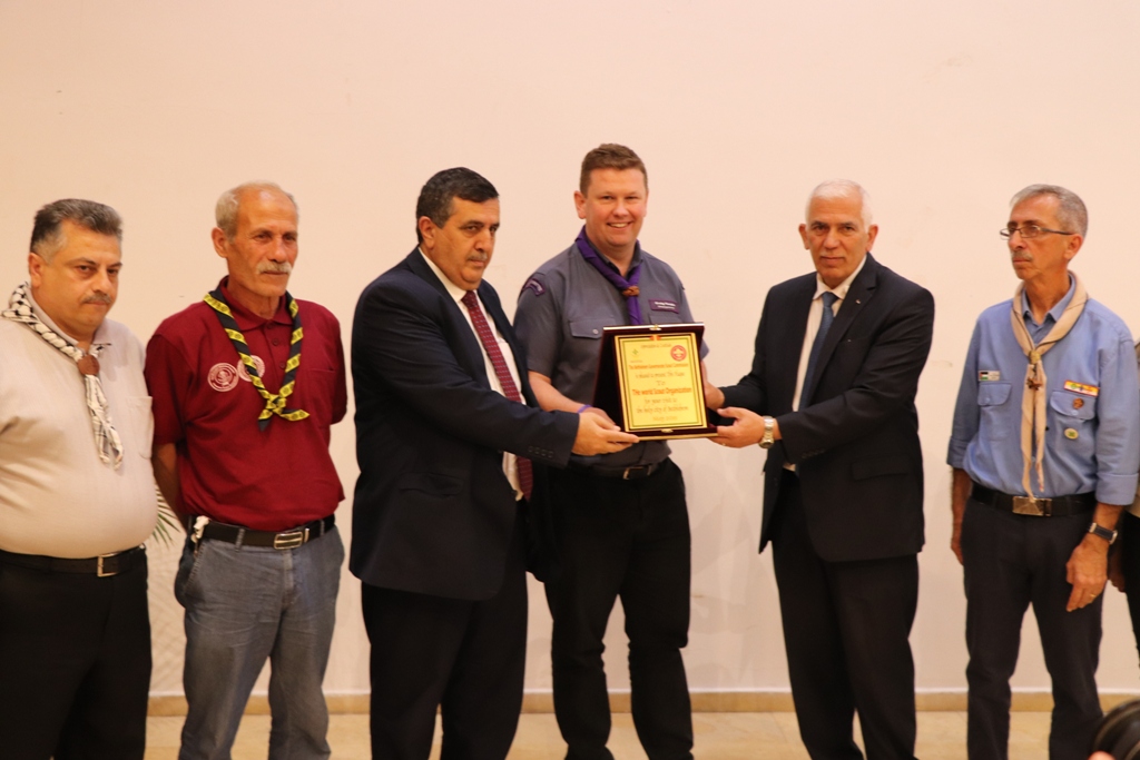 لقاء في مركز السلام/ بيت لحم على شرف وفد منظمة الكشافة العالمية الذي زار بيت لحم