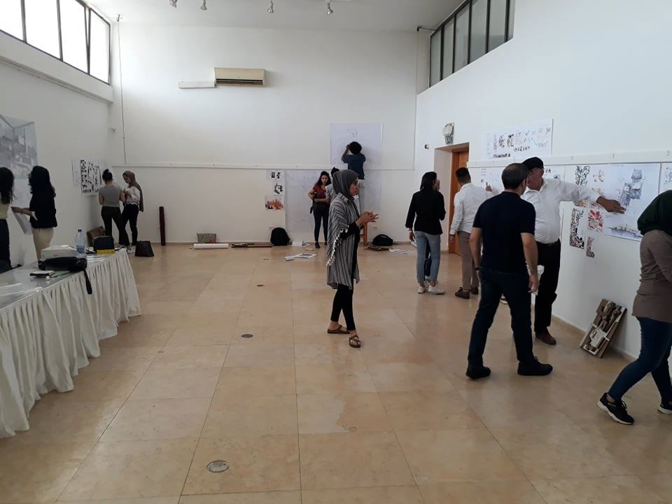 بتمويل من قبل الوكالة الفرنسية للتنمية من خلال بلدية باريس  بلدية بيت لحم تنظم نشاطاً مع جامعة بيرزيت وطلبتها حول تصميم المساحات العامة ويشاركون البلدية تصورهم للمدينة