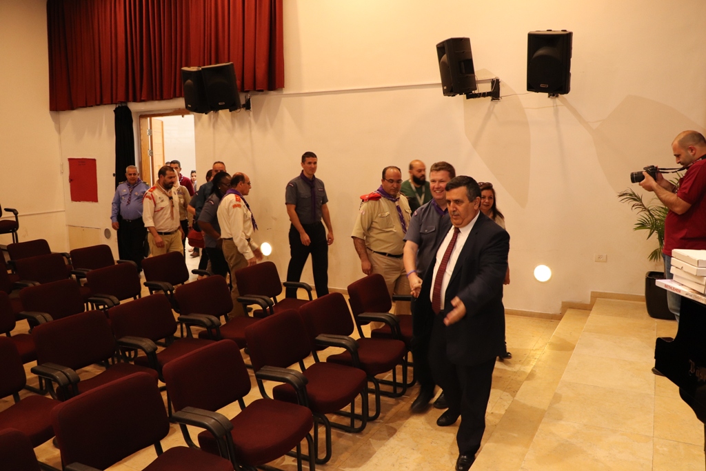 لقاء في مركز السلام/ بيت لحم على شرف وفد منظمة الكشافة العالمية الذي زار بيت لحم