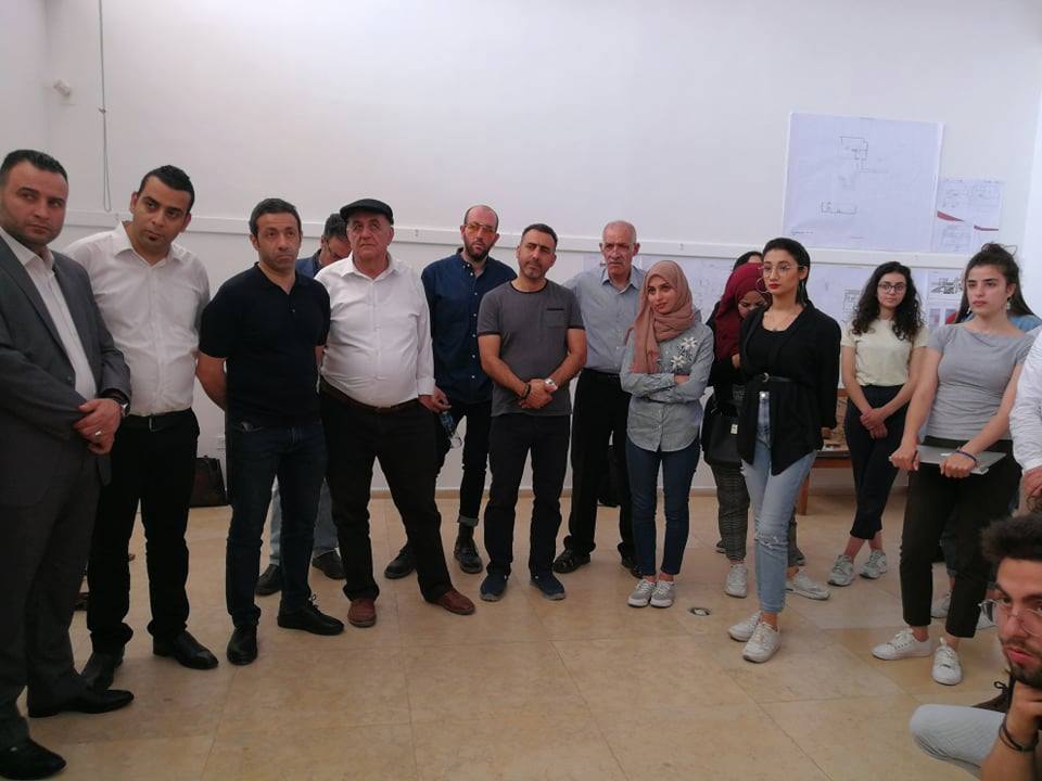 بتمويل من قبل الوكالة الفرنسية للتنمية من خلال بلدية باريس  بلدية بيت لحم تنظم نشاطاً مع جامعة بيرزيت وطلبتها حول تصميم المساحات العامة ويشاركون البلدية تصورهم للمدينة