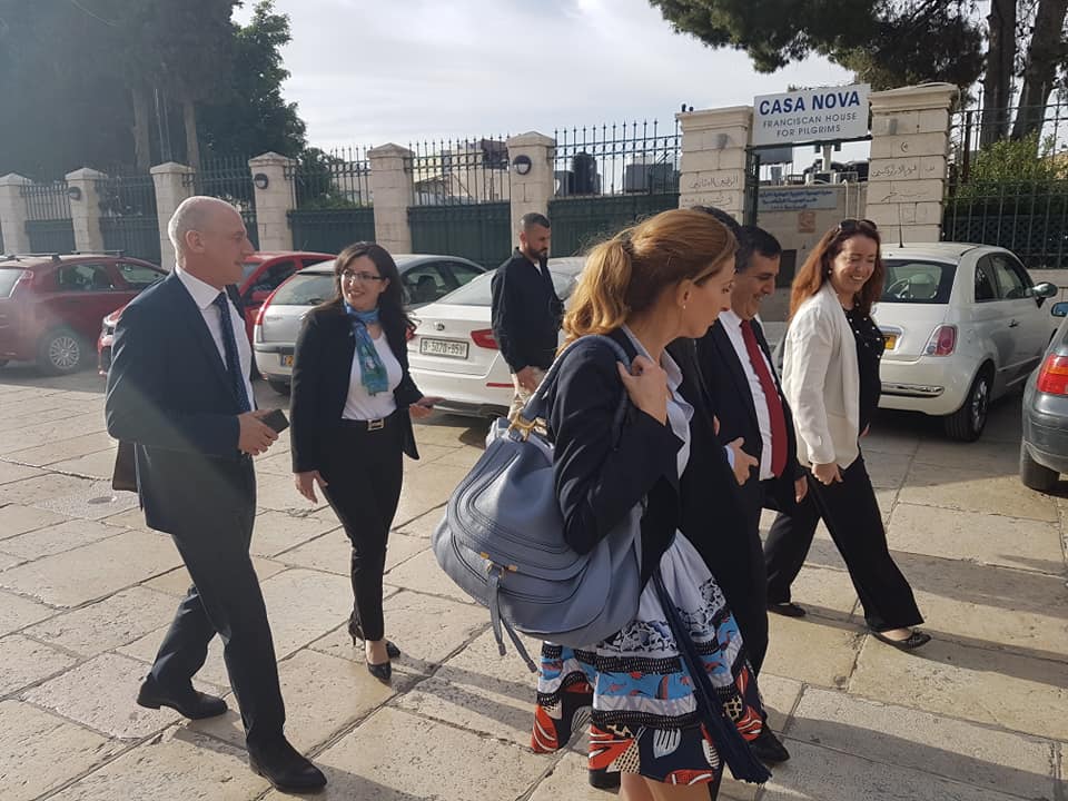 سلمان يستقبل وفدا من وزارة الخارجية السويسرية للتنسيق لزيارة وزير الخارجية السويسري لبيت لحم ايلول القادم ولتوقيع اتفاقية توأمة