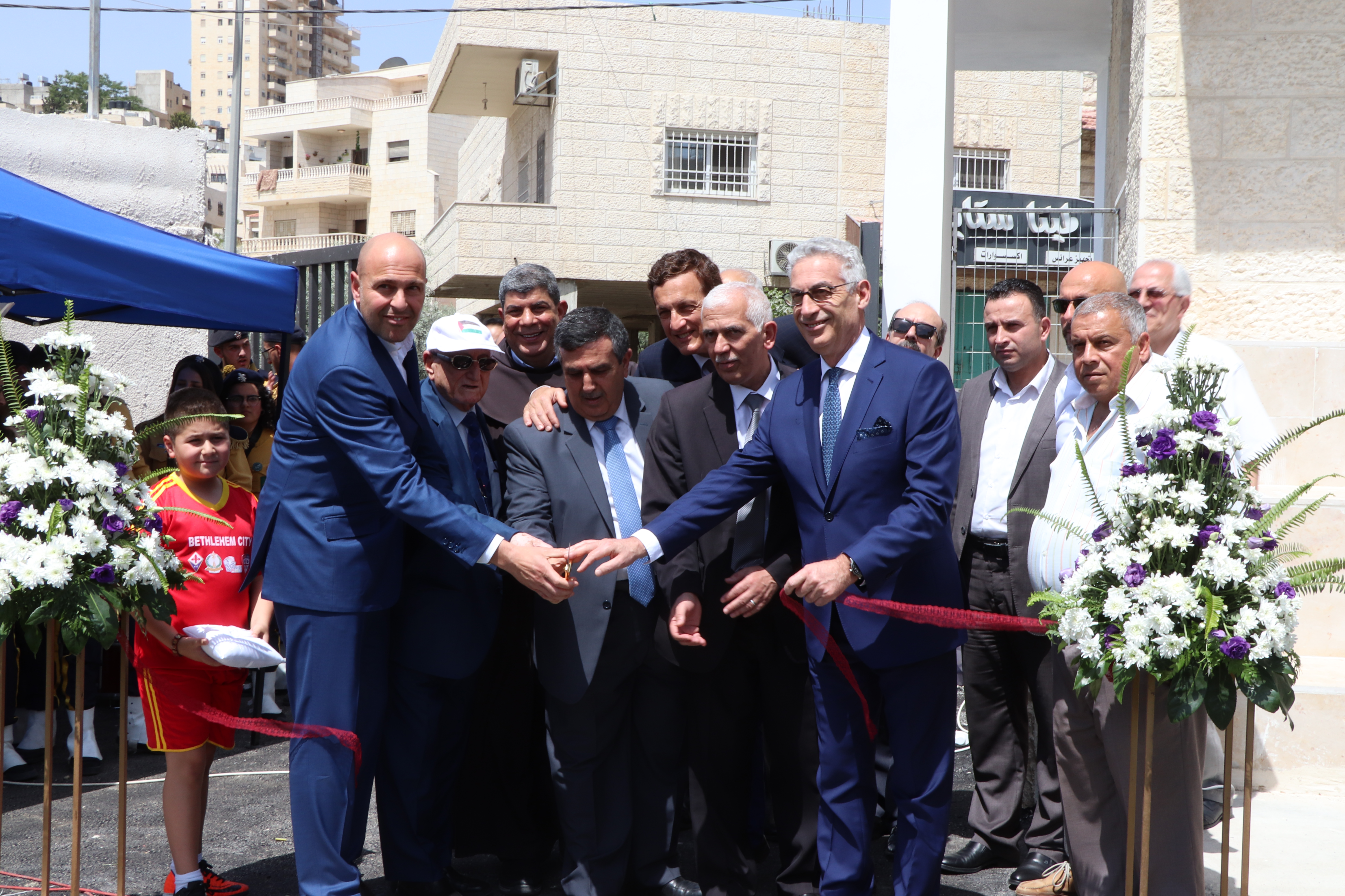 بلدية بيت لحم تحتفل بافتتاح ملعب كرة القدم المصغر "دافيدي أستوري" في بيت لحم