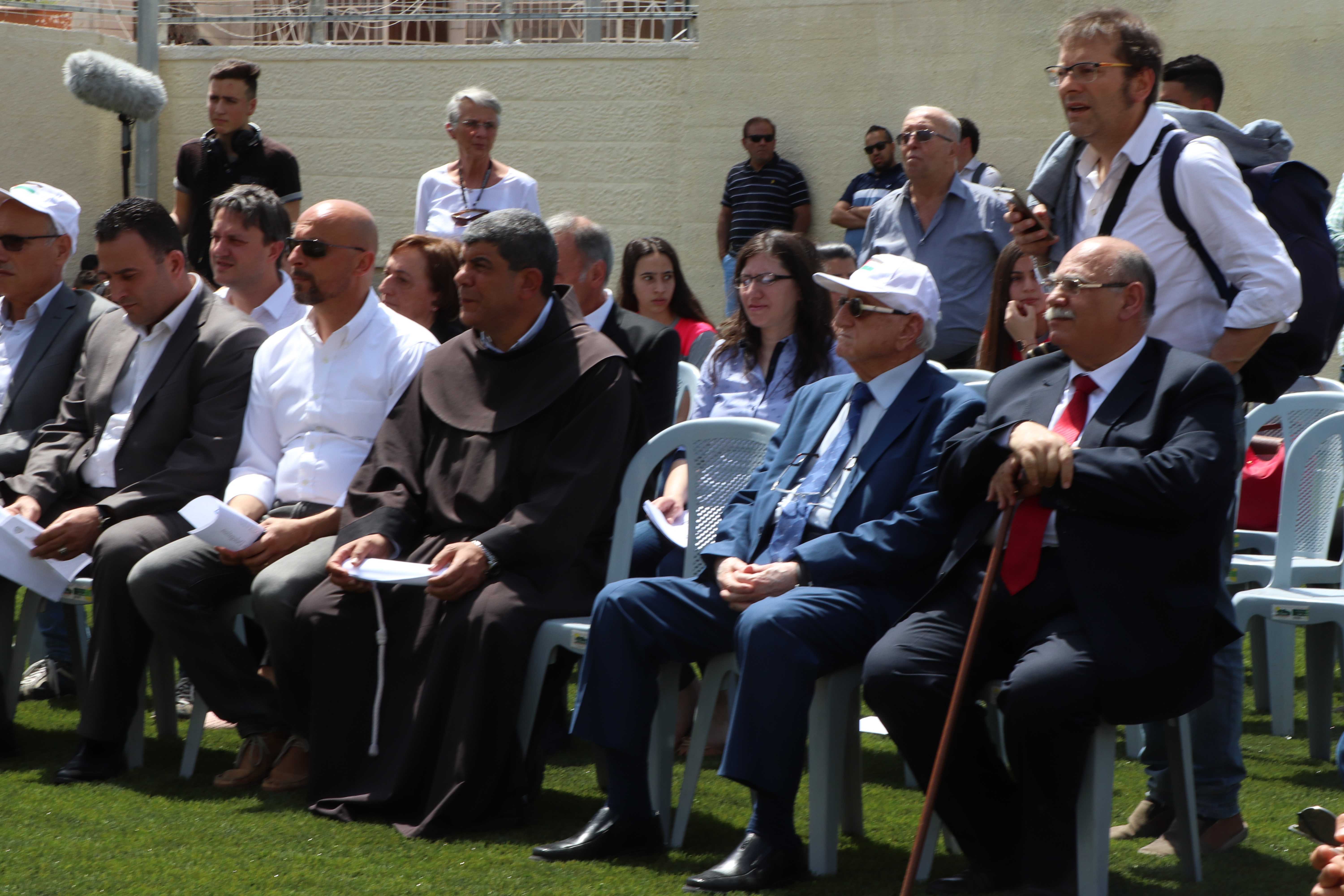 بلدية بيت لحم تحتفل بافتتاح ملعب كرة القدم المصغر "دافيدي أستوري" في بيت لحم