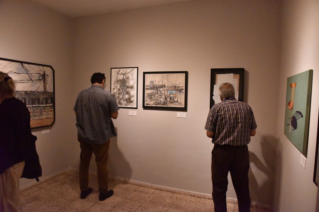 في اطار اتفاقية التعاون بين بلديتي بيت لحم وتورينو  حنانيا يشارك في حفل إعلان نتائج المسابقة الفنية " لندعها تضيء " في فندق ذا وولد اوف