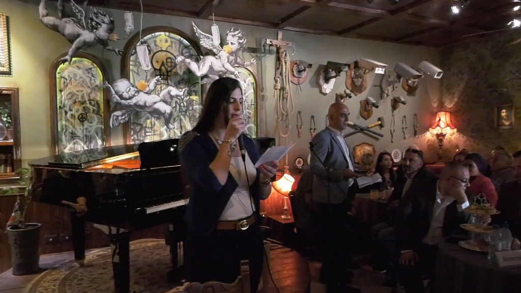 في اطار اتفاقية التعاون بين بلديتي بيت لحم وتورينو  حنانيا يشارك في حفل إعلان نتائج المسابقة الفنية " لندعها تضيء " في فندق ذا وولد اوف