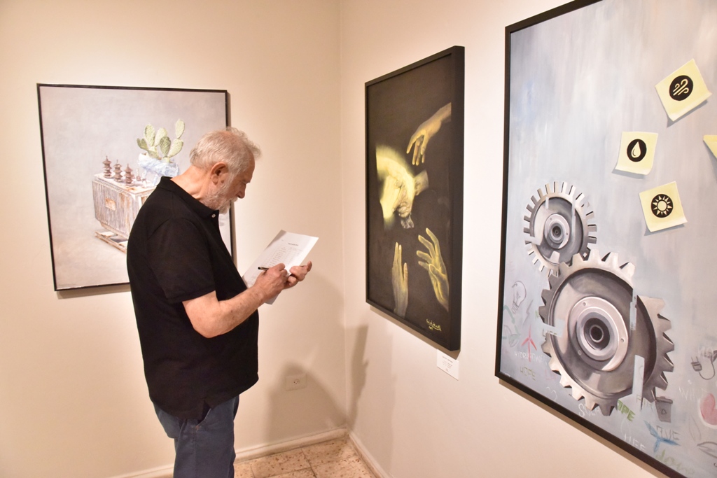 في اطار اتفاقية التعاون بين بلديتي بيت لحم وتورينو  حنانيا يشارك في حفل إعلان نتائج المسابقة الفنية " لندعها تضيء " في فندق ذا وولد اوف