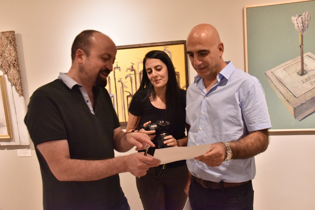 في اطار اتفاقية التعاون بين بلديتي بيت لحم وتورينو  حنانيا يشارك في حفل إعلان نتائج المسابقة الفنية " لندعها تضيء " في فندق ذا وولد اوف