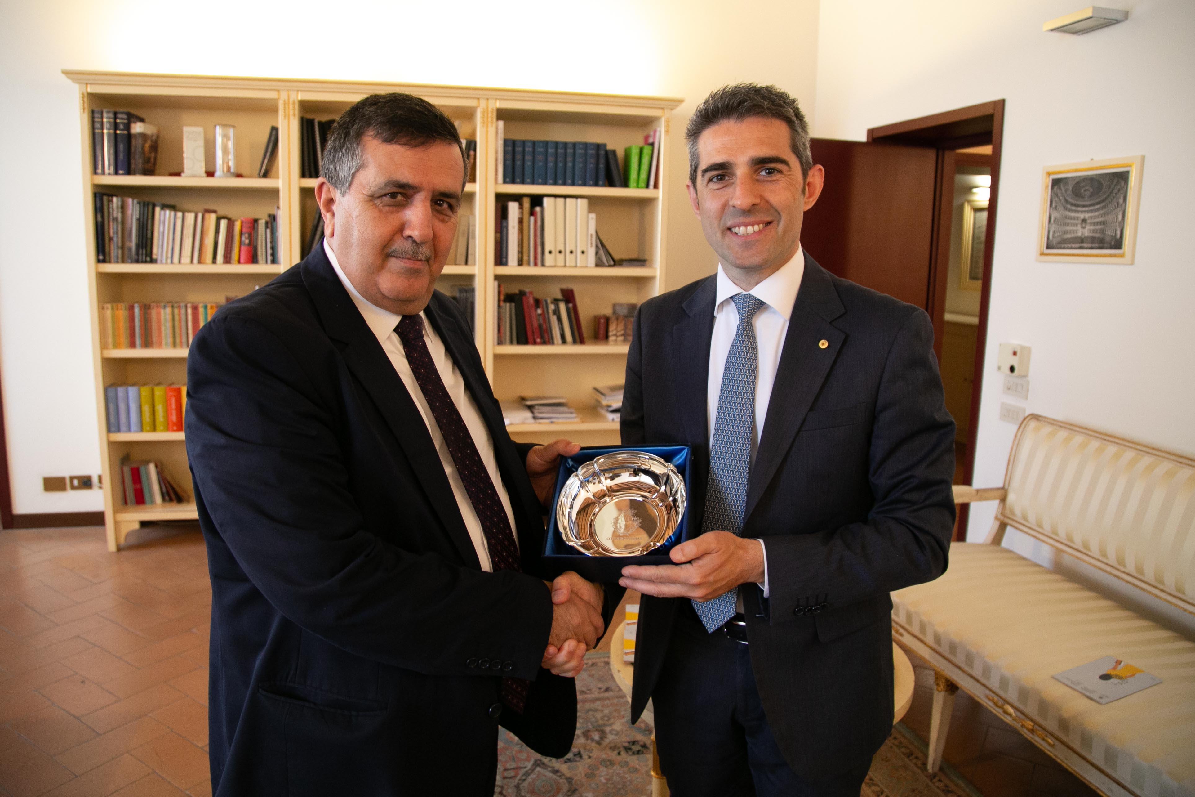 سلمان يشارك في مؤتمر في إيطاليا للإعلان عن مدينة بارما عاصمة للثقافة الإيطالية 2020 ويبحث تفاصيل التوقيع على اتفاقية مع بارما قريباً