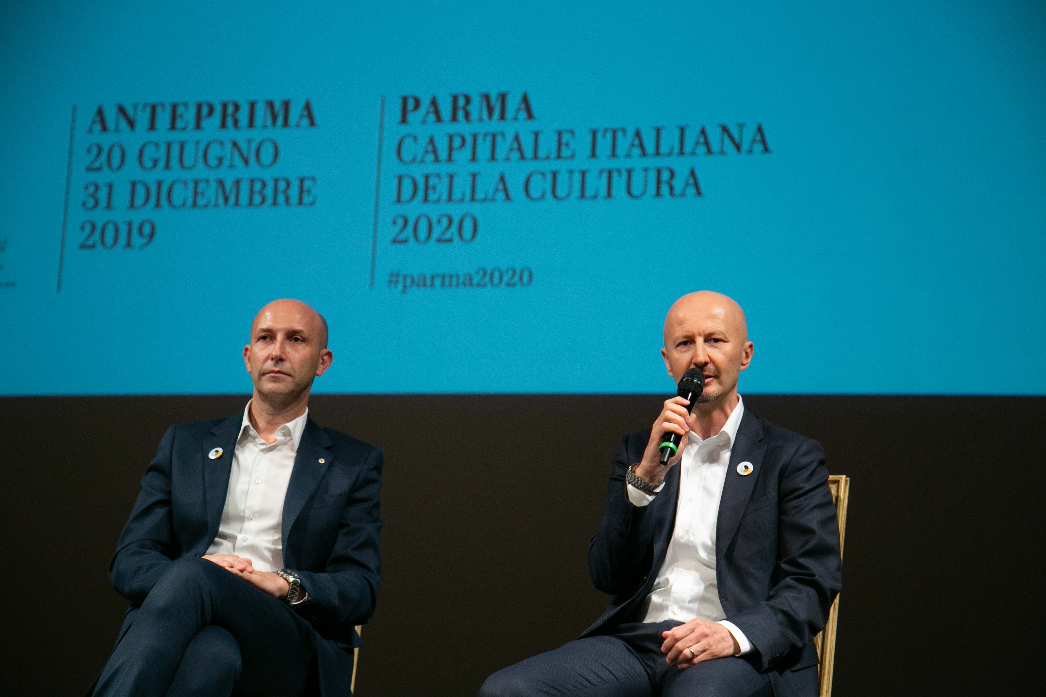 سلمان يشارك في مؤتمر في إيطاليا للإعلان عن مدينة بارما عاصمة للثقافة الإيطالية 2020 ويبحث تفاصيل التوقيع على اتفاقية مع بارما قريباً