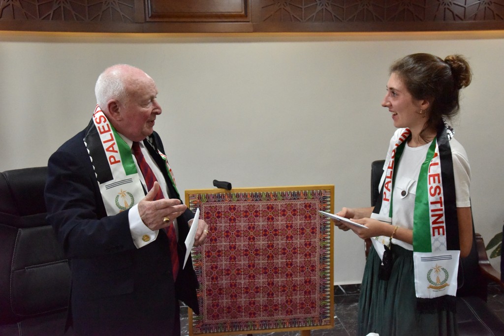 بلدية بيت لحم تنظم حفل استقبال لرئيس بلدية غلاسجو السابق والوفد الإسكتلندي