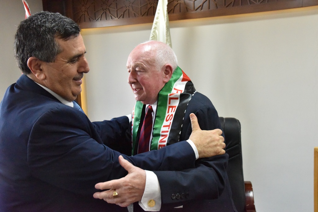 بلدية بيت لحم تنظم حفل استقبال لرئيس بلدية غلاسجو السابق والوفد الإسكتلندي