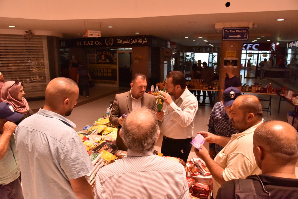 اتلاف مواد غذائية وتنظيف من قبل بلدية بيت لحم ‎