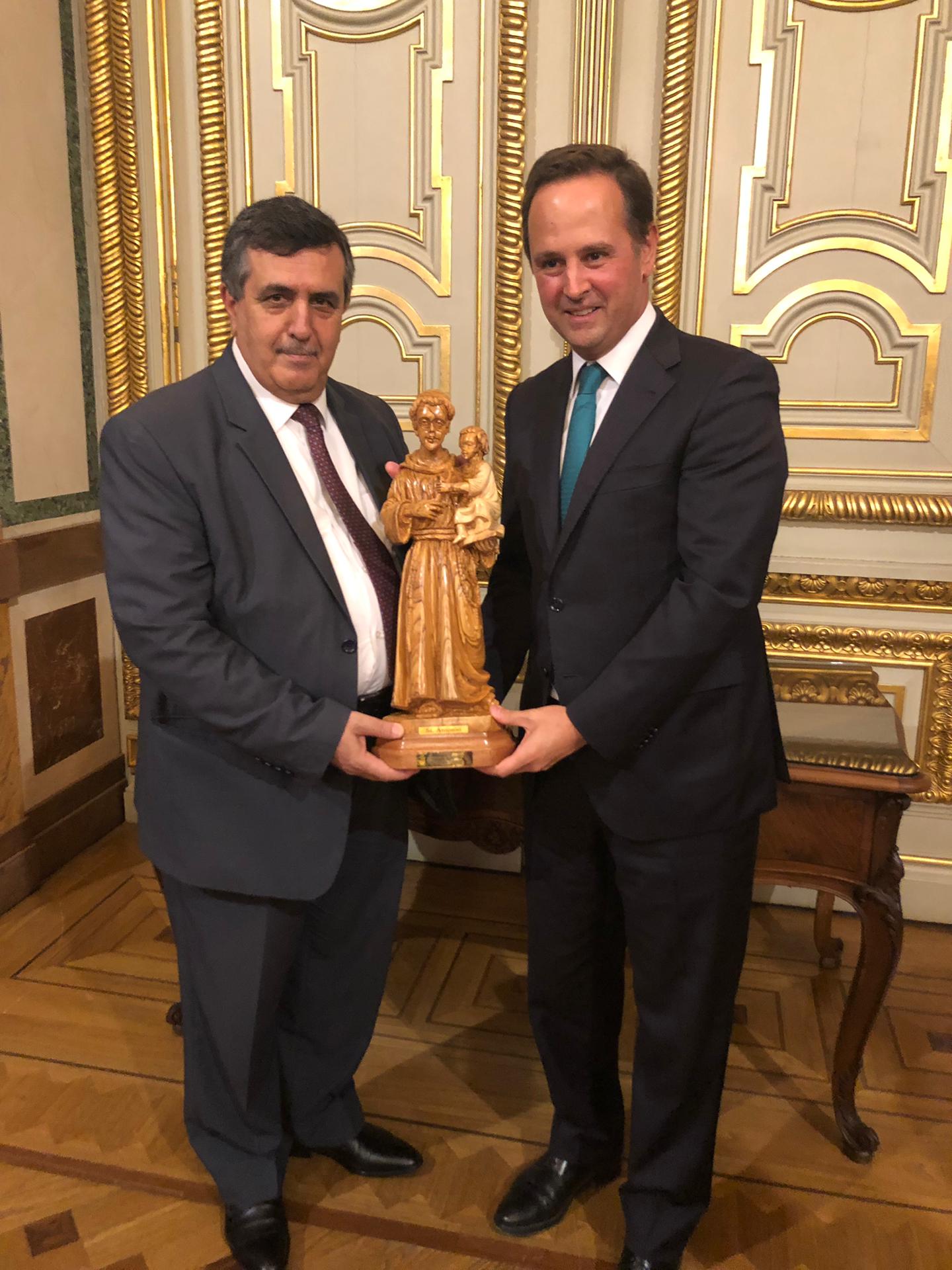 سلمان يشارك في المنتدى الثاني للطاقة والأعمال المناخية ​​في البرتغال ويلتقي رئيس بلدية لشبونه