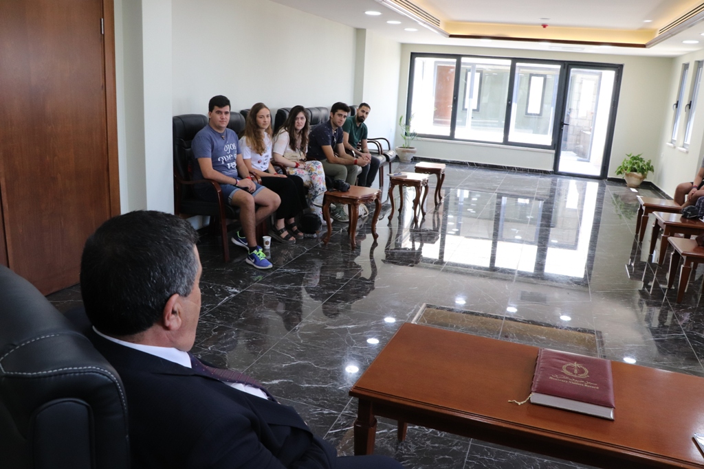 رئيس بلدية بيت لحم يستقبل وفداً من كاريتاس اسبانيا وكاريتاس القدس