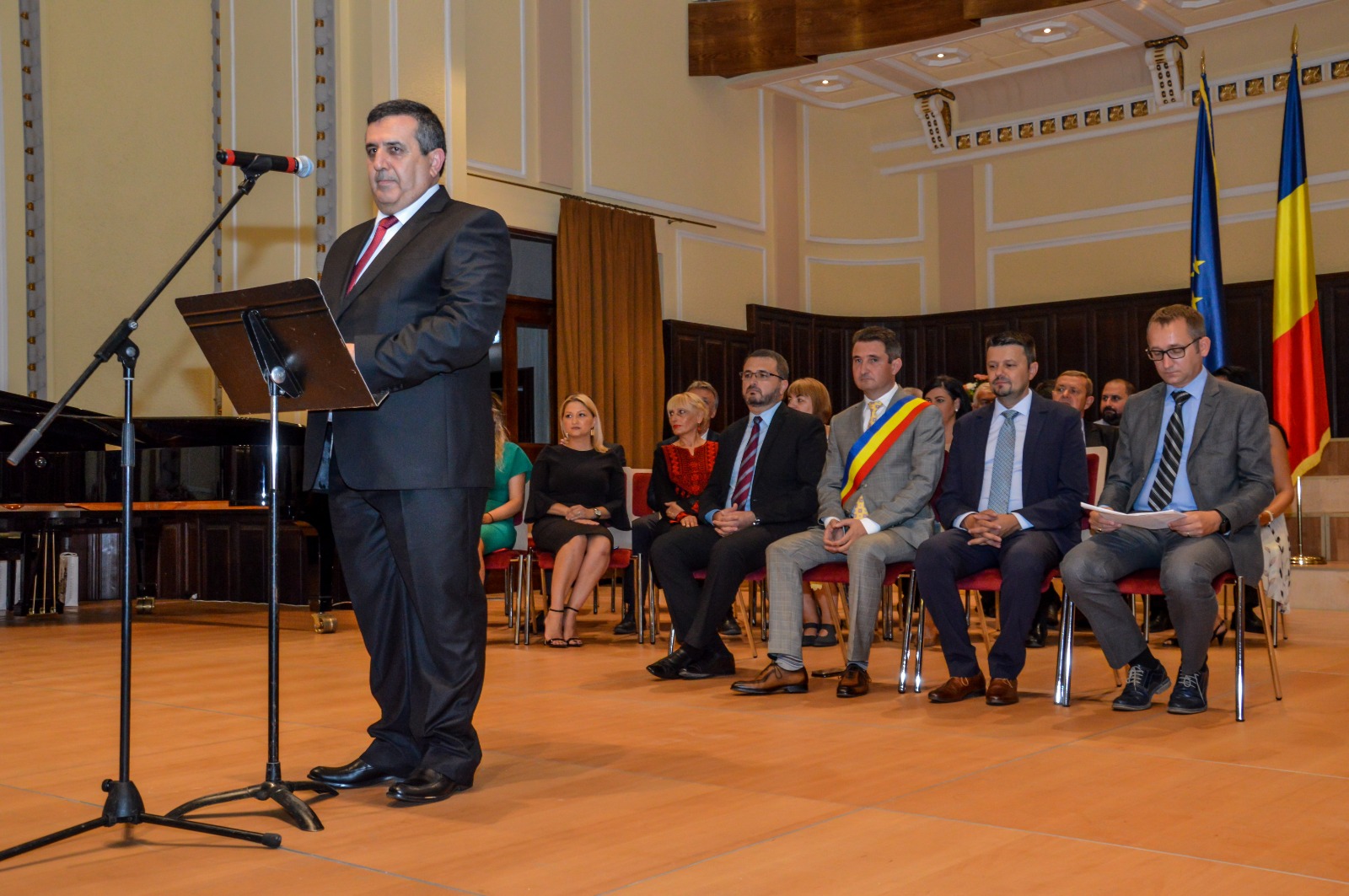 بهدف التعاون في مجالات السياحة والثقافة والفن والتعليم والرياضة والإقتصاد وغيرها  إتفاقية توأمة بين بلديتي بيت لحم وأراد الرومانية