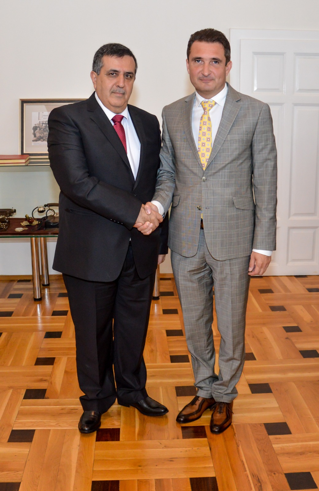 بهدف التعاون في مجالات السياحة والثقافة والفن والتعليم والرياضة والإقتصاد وغيرها  إتفاقية توأمة بين بلديتي بيت لحم وأراد الرومانية