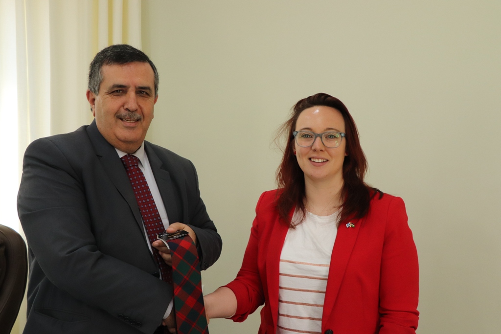 رئيس بلدية بيت لحم يستقبل عضو مجلس بلدية غلاسكو الأسكتلندية بهدف تفعيل علاقة التوأمة وبحث سبل تعاون جديد