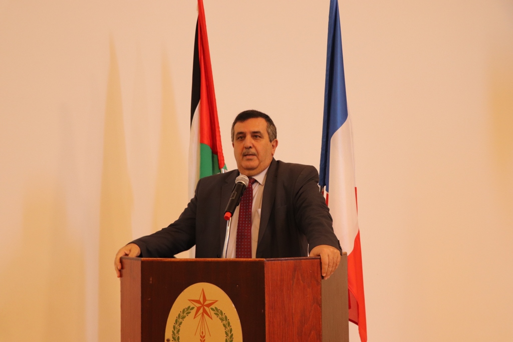 في إطار إتفاقية التعاون بين بلديتي بيت لحم وباريس ورشة عمل تحت عنوان (ساحة المهد) في مركز السلام