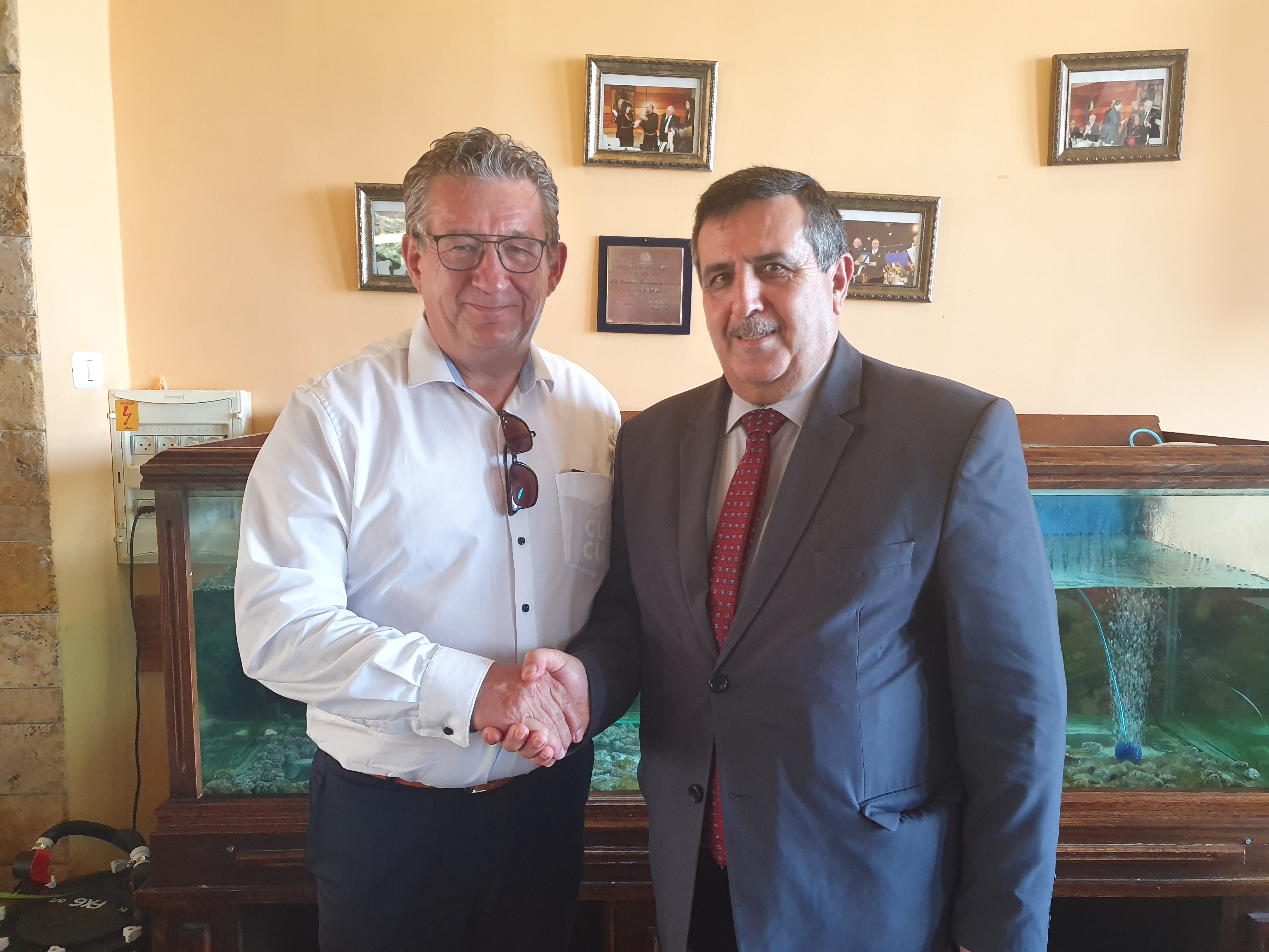 سلمان وحنانيا يستقبلان رئيسي بلديتي بروج وهاوثلست البلجيكيتين