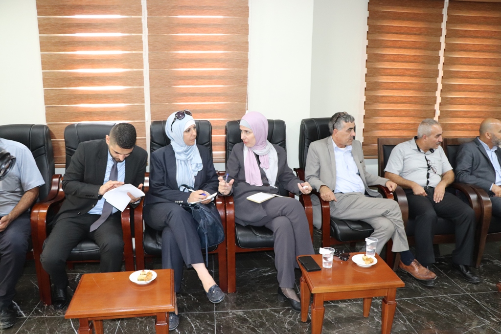 رئيس بلدية بيت لحم يستقبل وزير النقل والمواصلات ويبحثان واقع مدينة بيت لحم وسبل تطويرها 