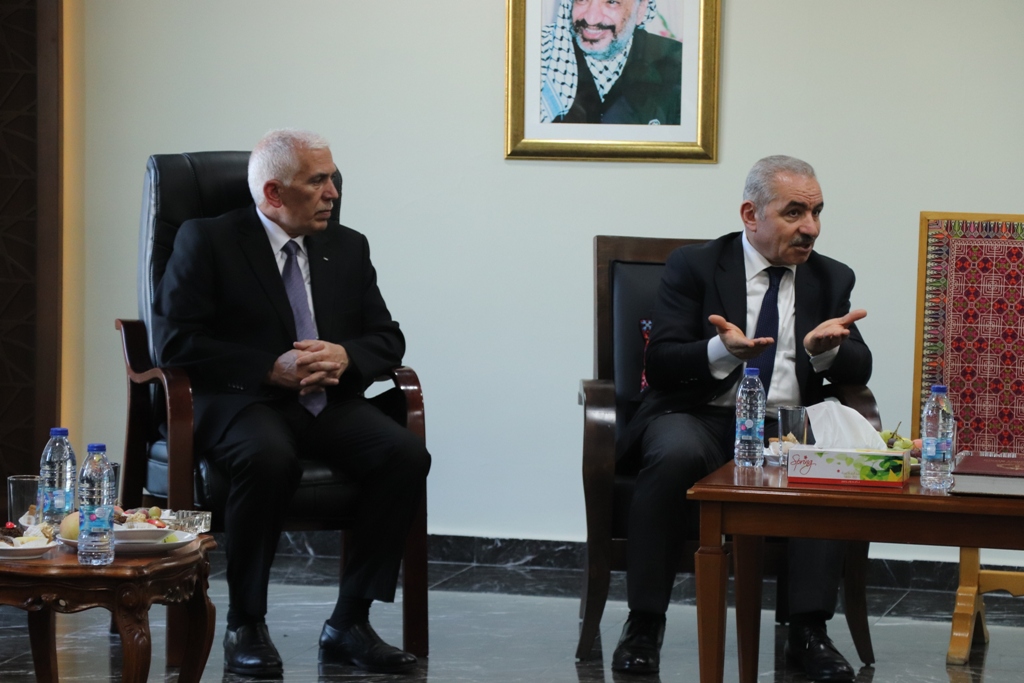 رئيس الوزراء في زيارة لبلدية بيت لحم ومناقشة لمواضيع هامة مع رئيس البلدية