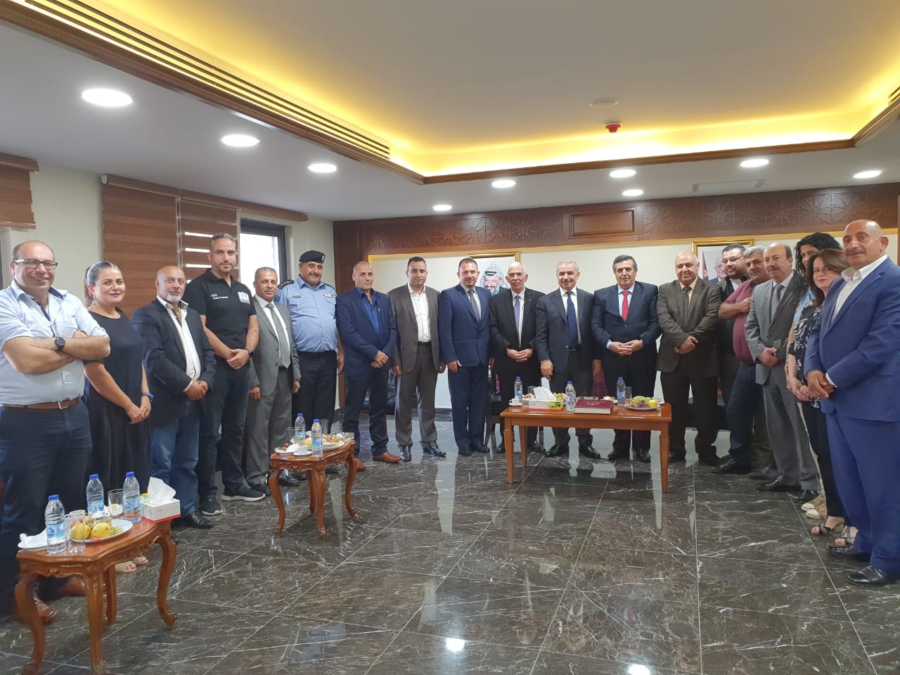 رئيس الوزراء في زيارة لبلدية بيت لحم ومناقشة لمواضيع هامة مع رئيس البلدية