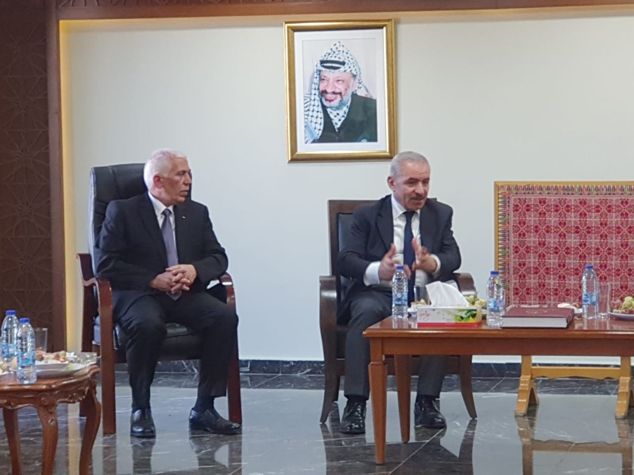 رئيس الوزراء في زيارة لبلدية بيت لحم ومناقشة لمواضيع هامة مع رئيس البلدية