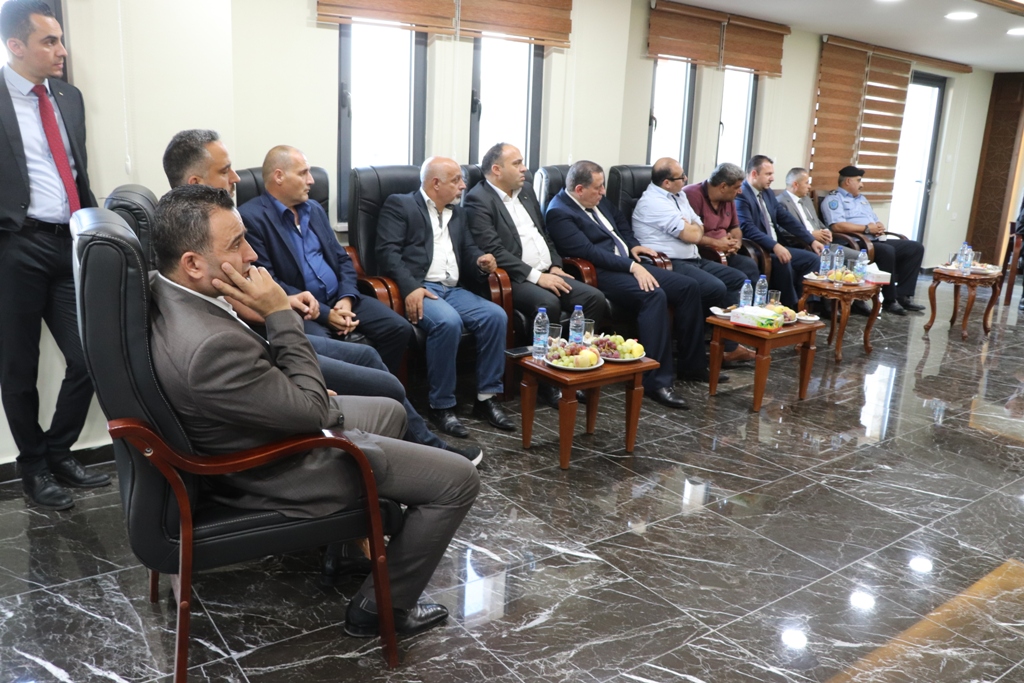 رئيس الوزراء في زيارة لبلدية بيت لحم ومناقشة لمواضيع هامة مع رئيس البلدية