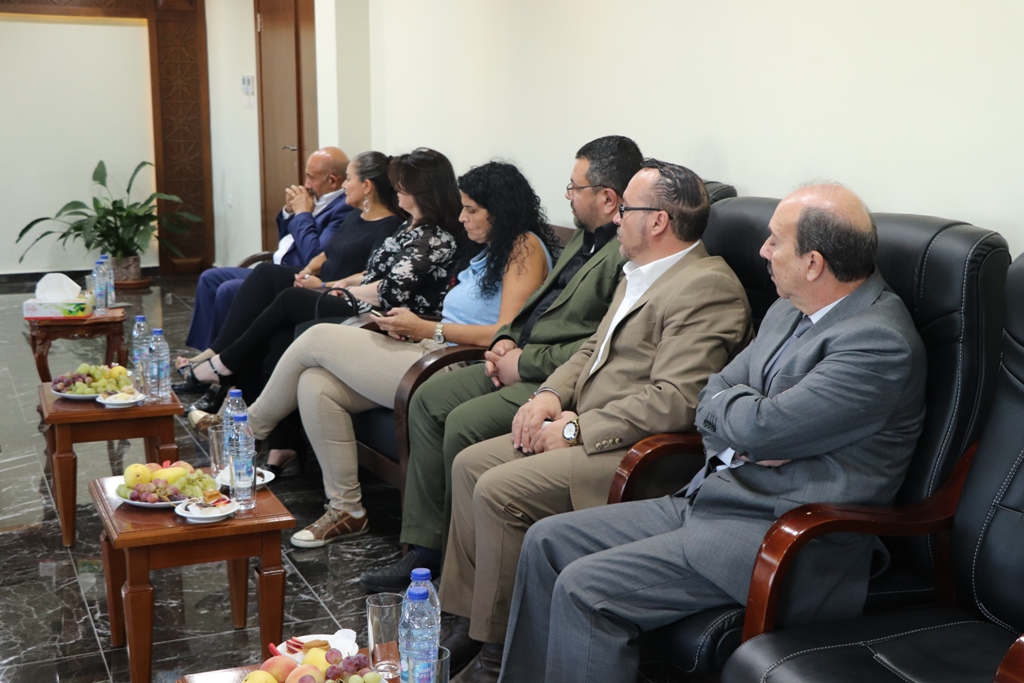 رئيس الوزراء في زيارة لبلدية بيت لحم ومناقشة لمواضيع هامة مع رئيس البلدية