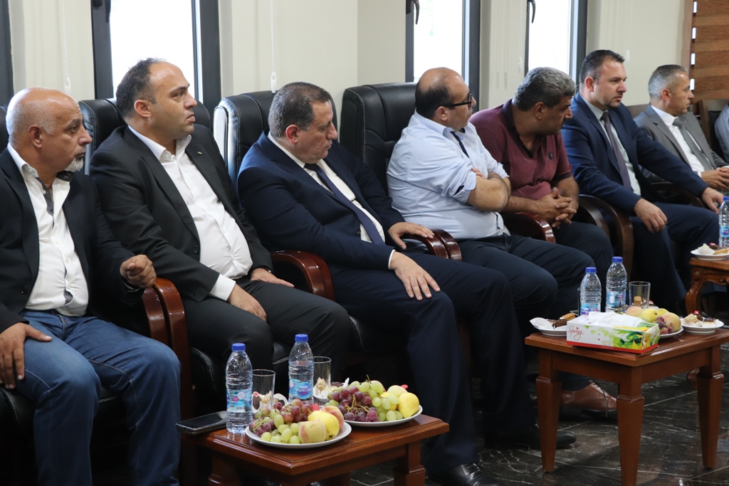 رئيس الوزراء في زيارة لبلدية بيت لحم ومناقشة لمواضيع هامة مع رئيس البلدية