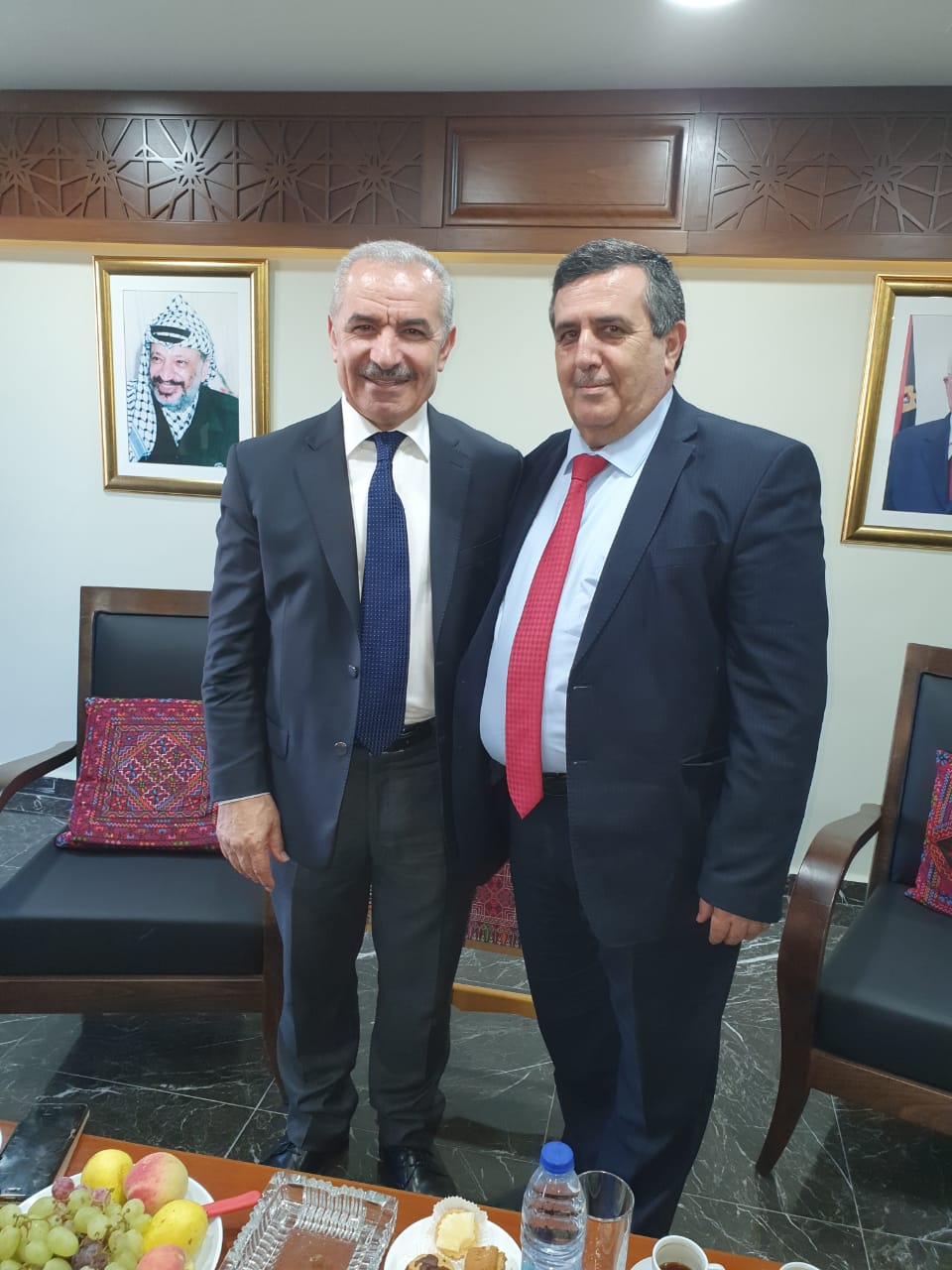 رئيس الوزراء في زيارة لبلدية بيت لحم ومناقشة لمواضيع هامة مع رئيس البلدية