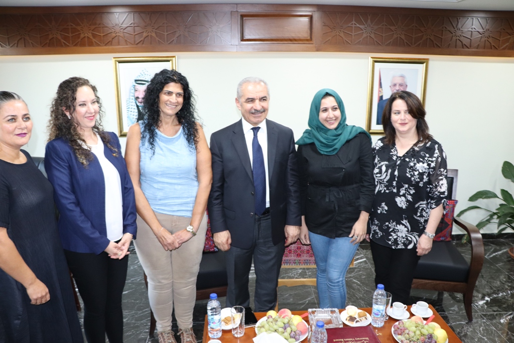 رئيس الوزراء في زيارة لبلدية بيت لحم ومناقشة لمواضيع هامة مع رئيس البلدية