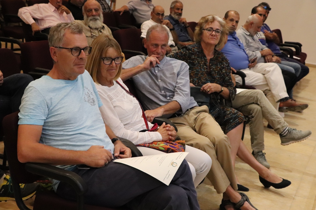 في إطار إتفاقية التوأمة بين بلديتي بيت لحم وكولونيا  توقيع إتفاقية للتبرع بعشر دراجات هوائية لمدينة بيت لحم