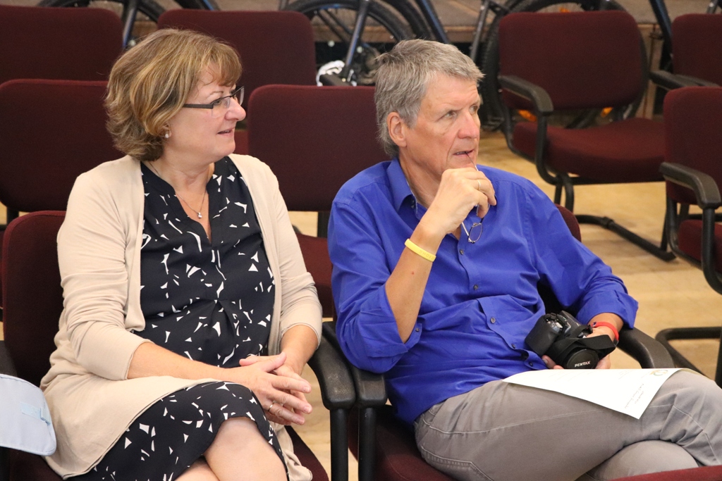 في إطار إتفاقية التوأمة بين بلديتي بيت لحم وكولونيا  توقيع إتفاقية للتبرع بعشر دراجات هوائية لمدينة بيت لحم