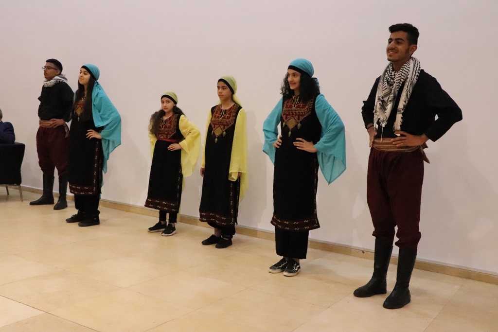 في إطار إتفاقية التوأمة بين بلديتي بيت لحم وكولونيا  توقيع إتفاقية للتبرع بعشر دراجات هوائية لمدينة بيت لحم