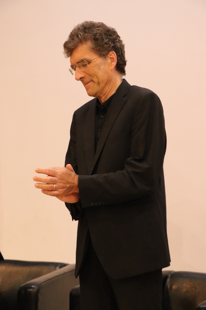 في إطار إتفاقية التوأمة بين بلديتي بيت لحم وكولونيا  توقيع إتفاقية للتبرع بعشر دراجات هوائية لمدينة بيت لحم